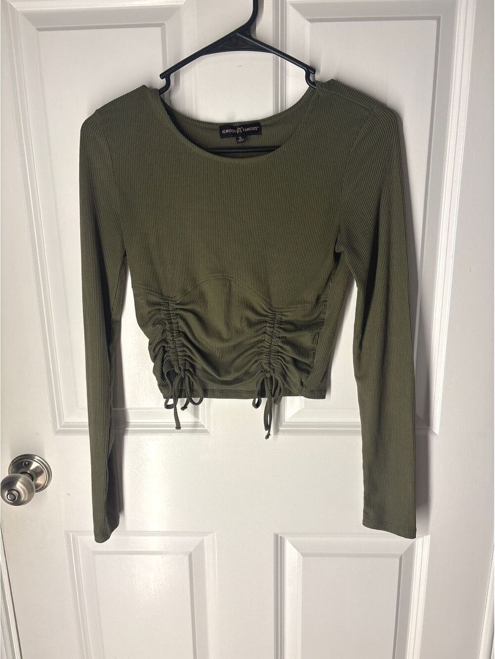 Y2K Fairy Festival Streetwear Olive Ruched Cropped Long Sleeve Size Small Top